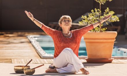 Apprendre le yoga à 40 ans, est-ce le bon moment ? 4 arguments pour vous décider