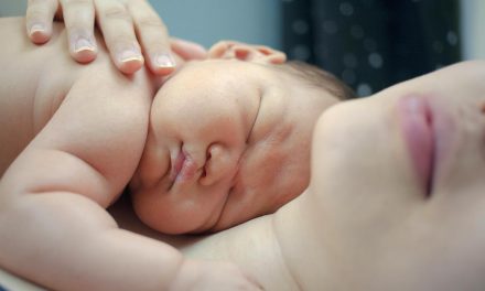 Tout comprendre sur l’accouchement à domicile : une expérience unique