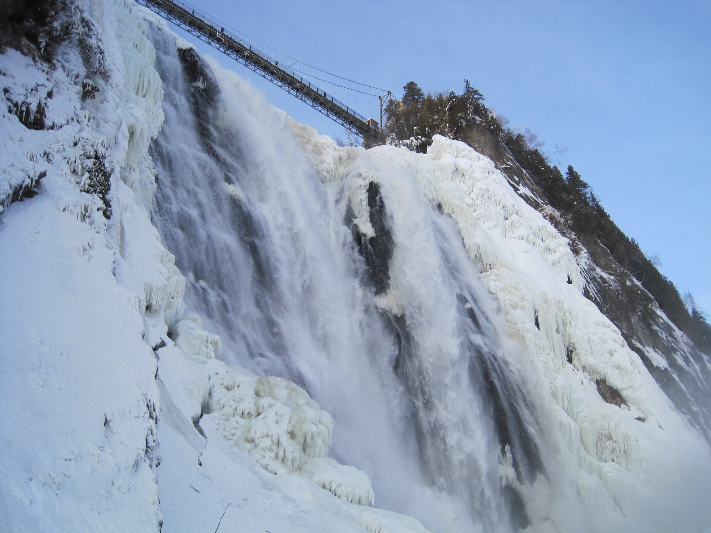 Les chutes de Montmorency à Québec représentent un atout pour la destination.
