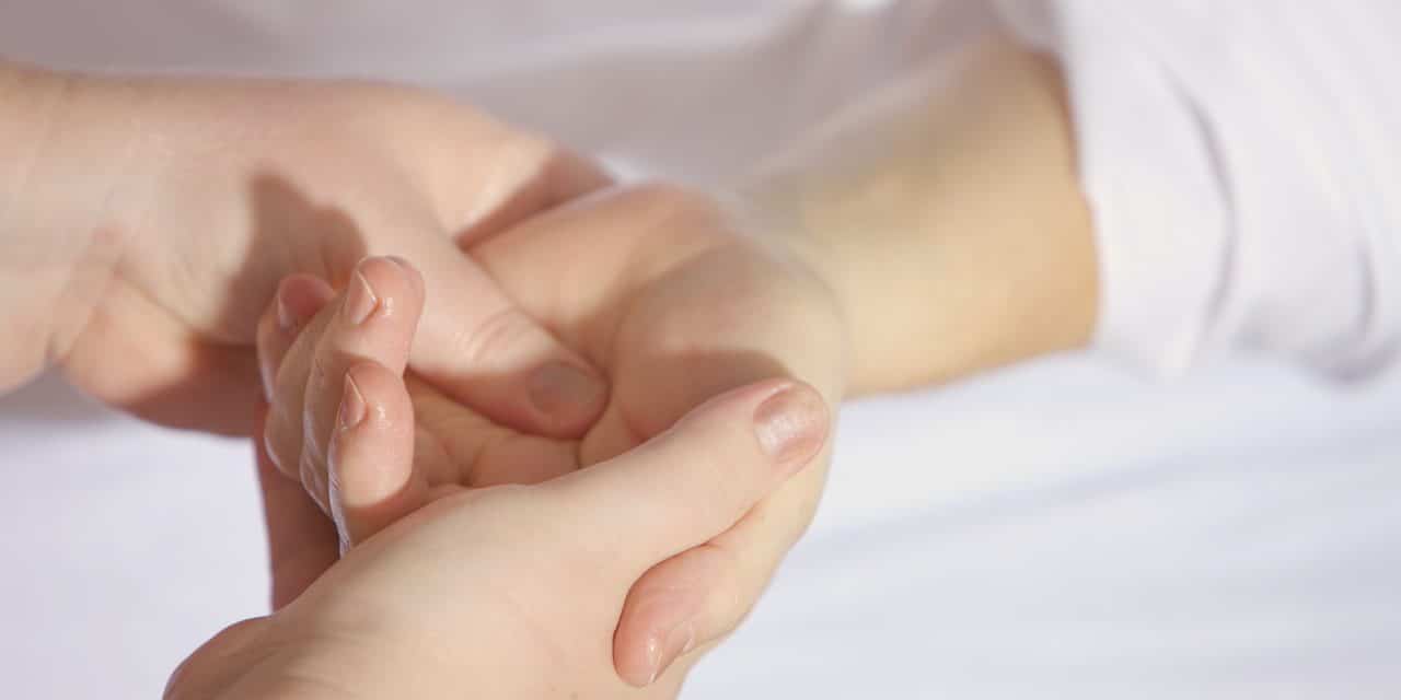 Le toucher-massage, un vrai allié pour le développement et la santé des enfants