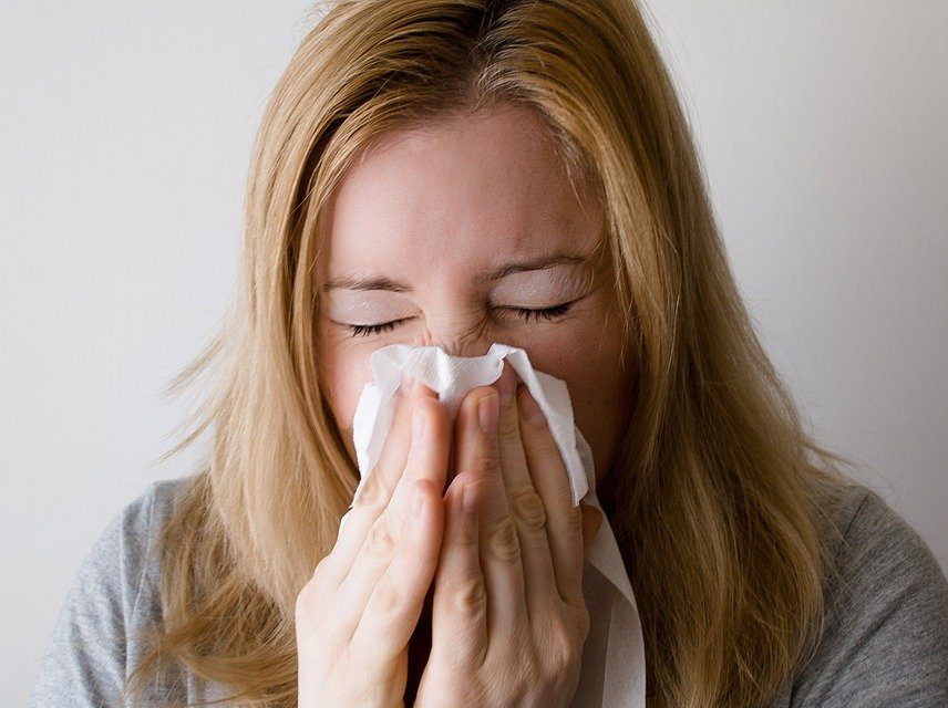 Apaiser les symptômes de rhinite allergique avec la médecine douce
