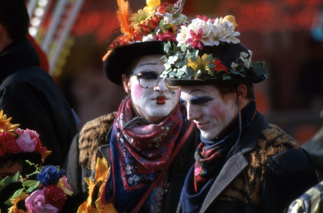 Personnes déguisées pour le carnaval de Dunkerque