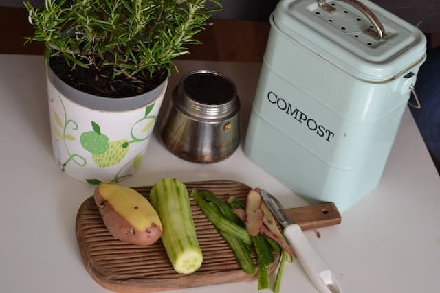 6 étapes pour se mettre au compost en appartement facilement