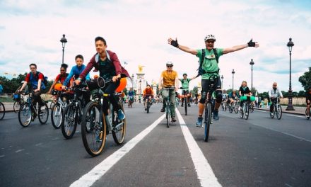 Paris roule vers un avenir plus vert en agrandissant son réseau cyclable de 60 km d’ici à 2024