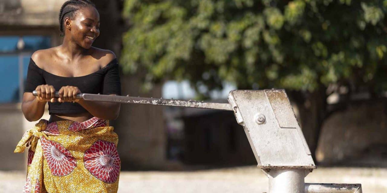 100 puits édifiés dans des villages africains par un YouTubeur