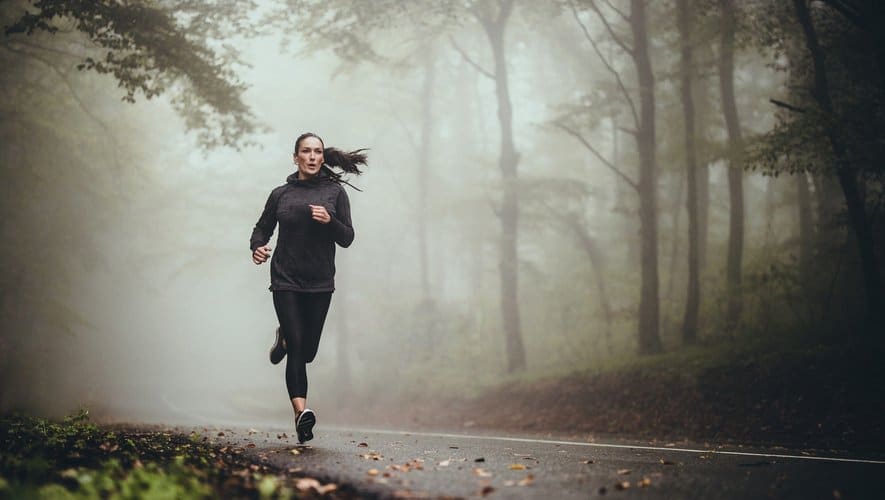 15 conseils indispensables pour ne plus avoir peur de courir seule