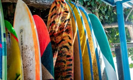 Adopter la planche de surf idéale : 3 astuces simples pour faire le bon choix