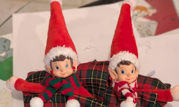 La coutume des lutins farceurs : un voyage au cœur de la magie de Noël